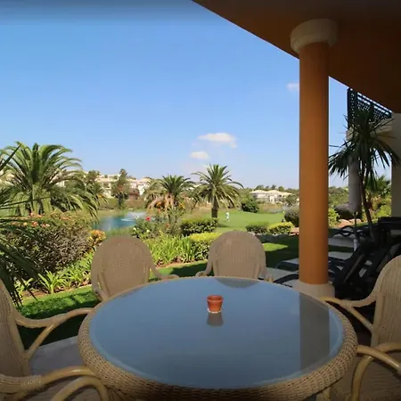 Vila Beautiful On Boavista Golf - Daily Service & Access
